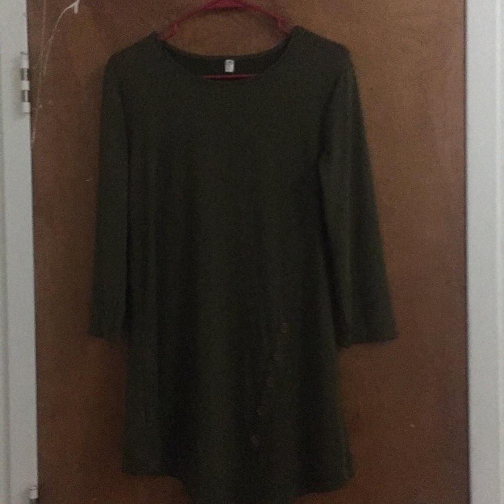 3/4 length sleeve tunic
